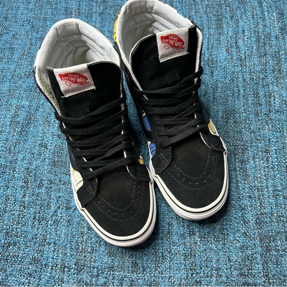 Vans x Disney Sk8 Hi Mickey and Friends Sneakers Limited Edition - Picture 4 of 11